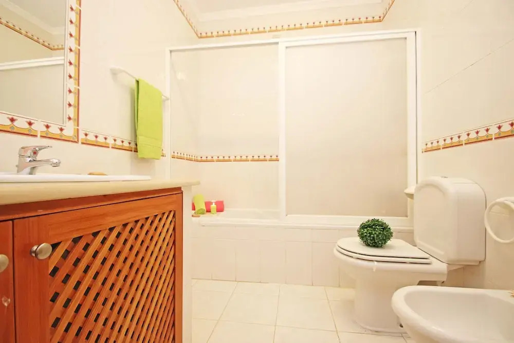 Villa Sunset - com piscina aquecível e jardim em Carvoeiro