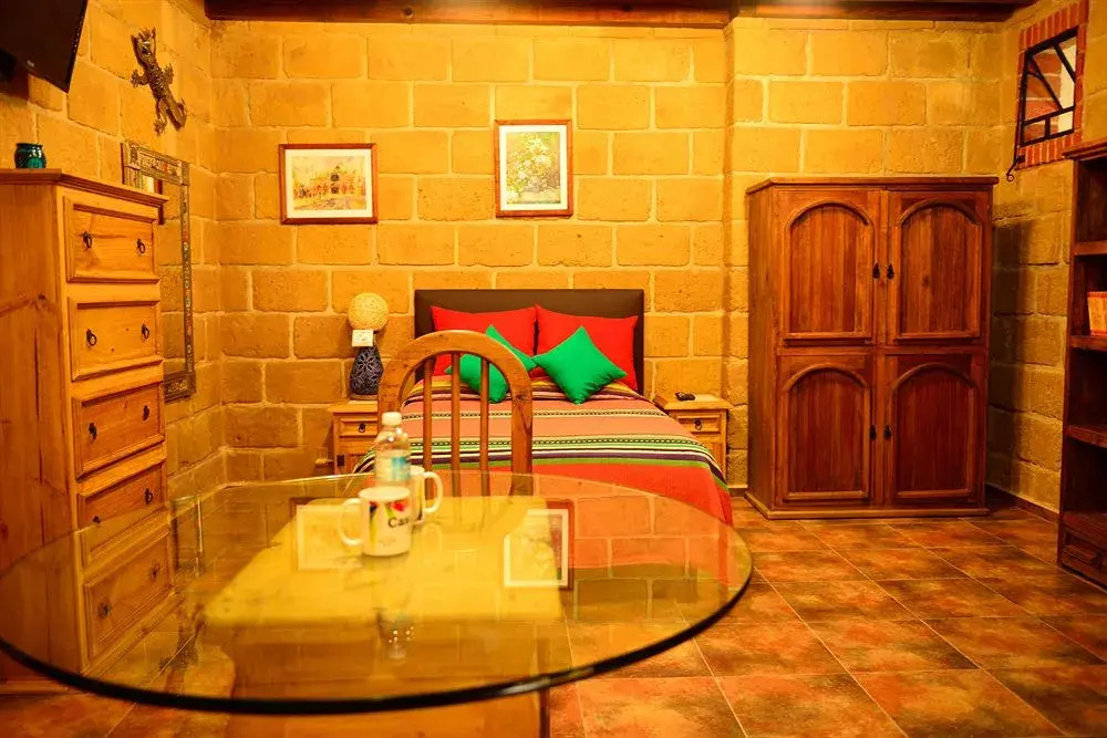 Mex Suites Casa Azul B&B