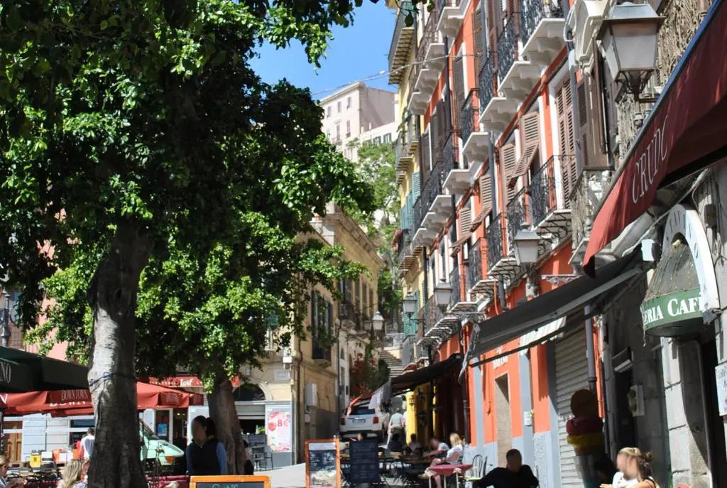 Centro storico via Sassari Accommodation