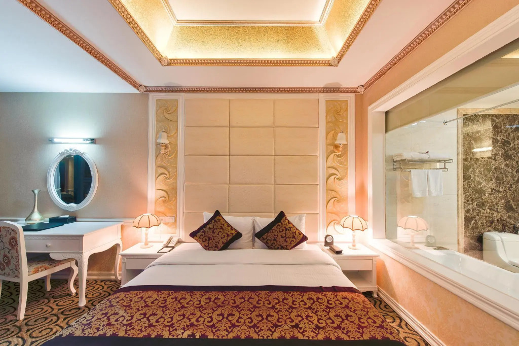 Muong Thanh Luxury Song Lam Hotel