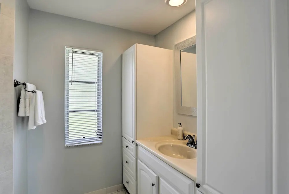 Cape Coral Home w/ Spacious Patio & Private Pool!