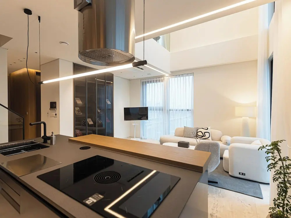 Caelum Black Gangnam Luxury Residence 카일룸블랙 강남 럭셔리 레지던스