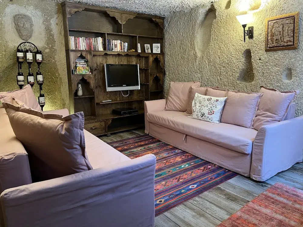 Kayhan Cave Villa