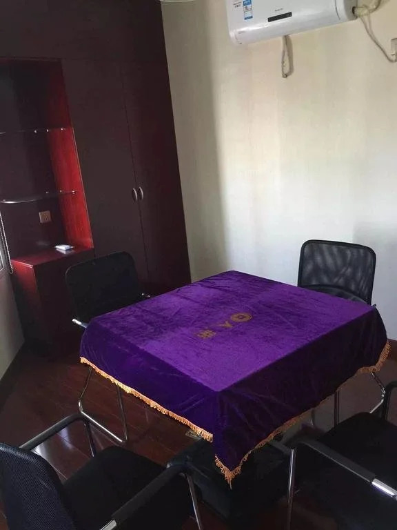 Huoshan Century Inn