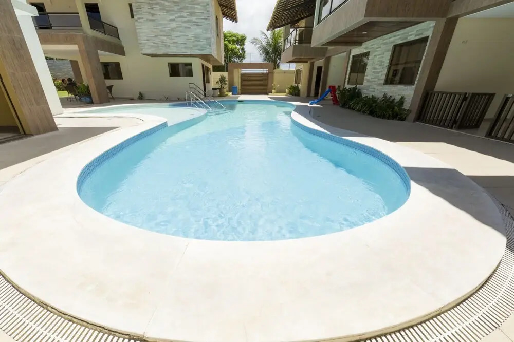 Vila com 4 Casas na Praia de Cotovelo