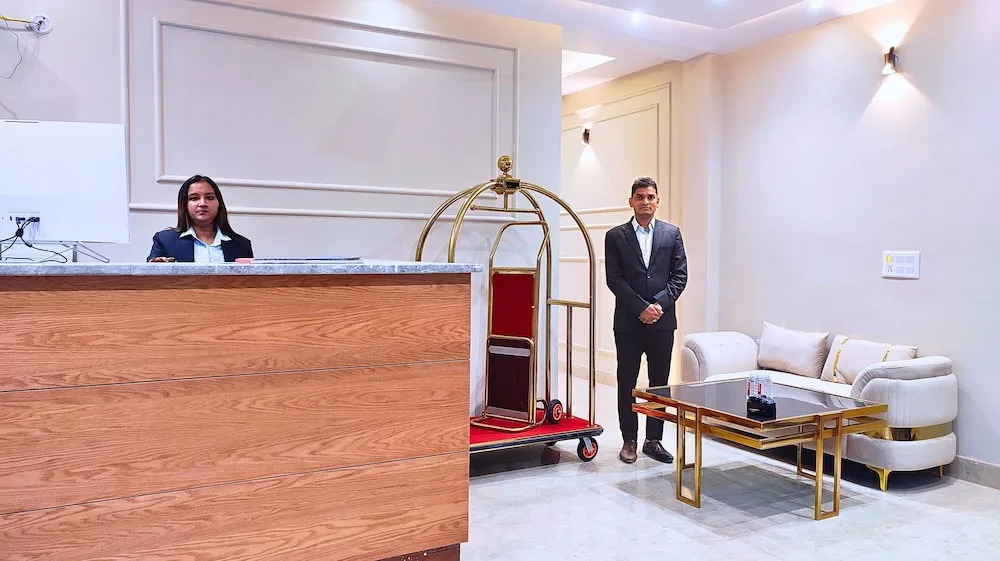 MGR Hotel Moradabad