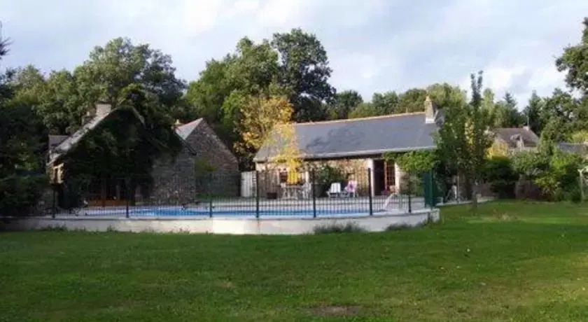 Rustique Cottages - Cuckoo and Pic Cottages