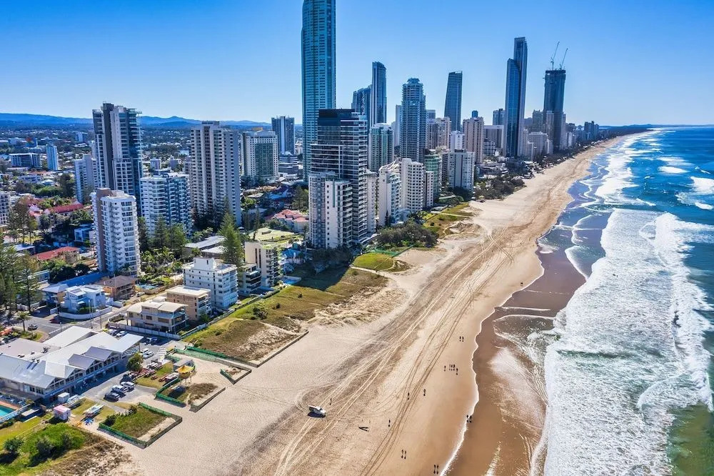 Premiere Apartments -HR Surfers Paradise