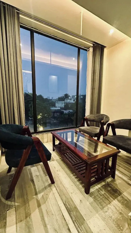Raksha Suites & Banquet Greater Noida