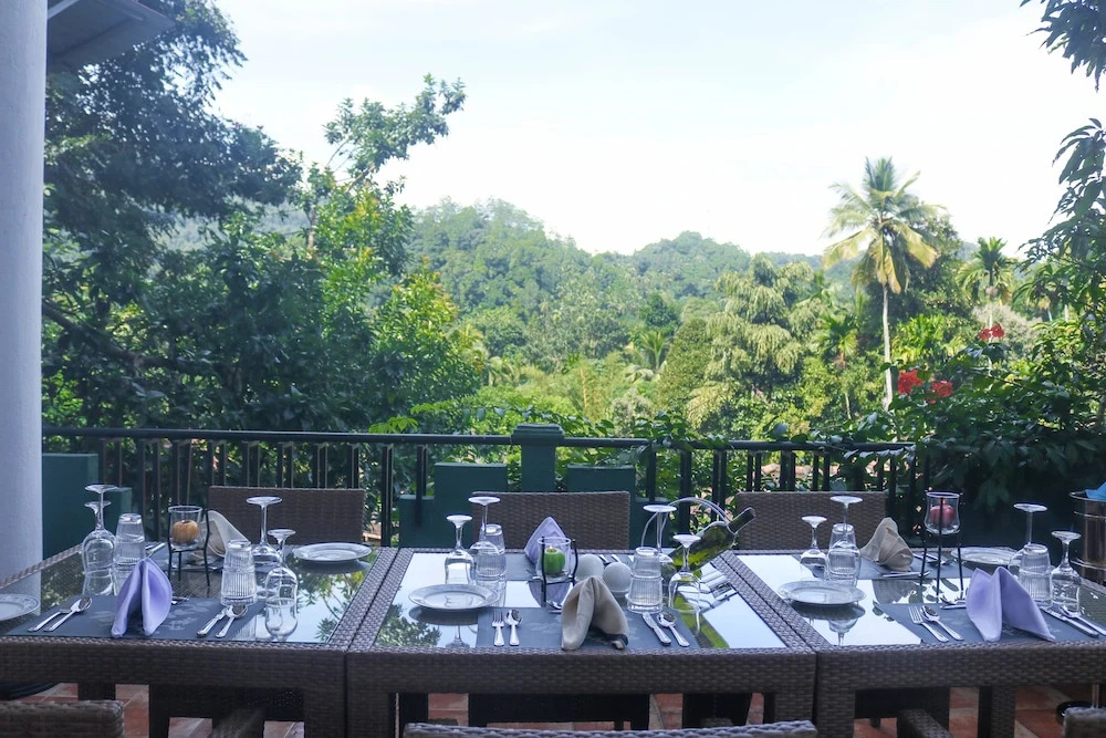 Holistic Villas River