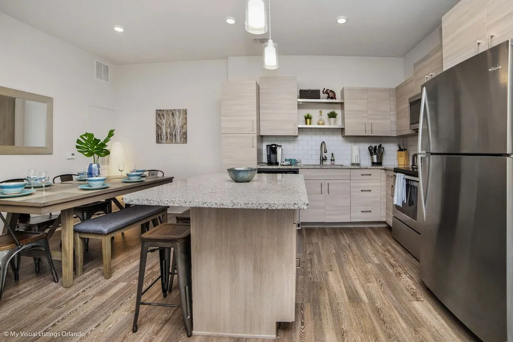 Clean, Cozy & Chic Apartment. CDC Cleaning Standards! Just 3 Miles From Disney