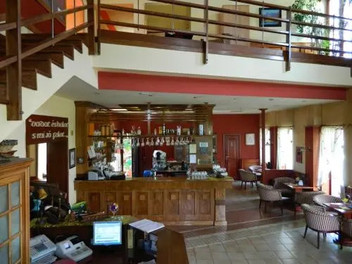 Artemisz Vadász Panzió és Étterem