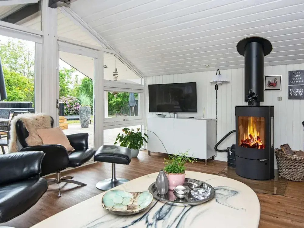 6 person holiday home in Brovst