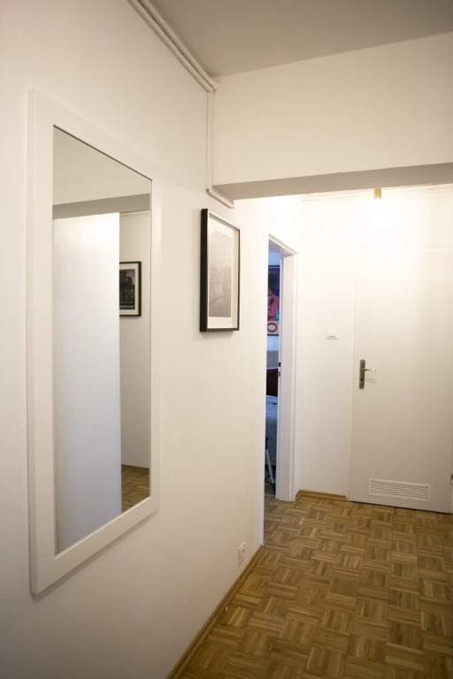 oompH Warsaw Center Well Designed Apt