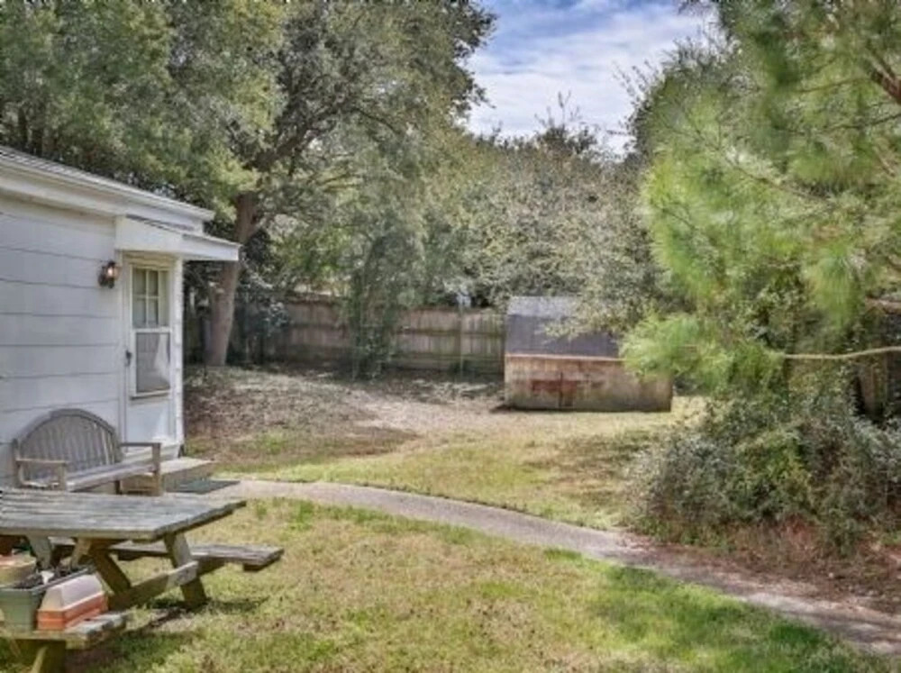 108a 87th Street Home 5 Bedrooms 3.5 Bathrooms Home