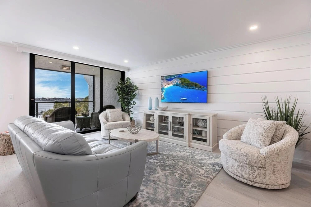 Lovely Marco Island Condo w/ Private Bay View