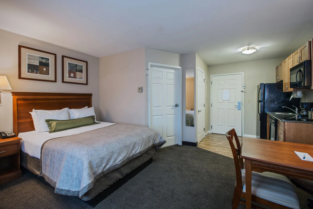 Candlewood Suites Windsor Locks by IHG