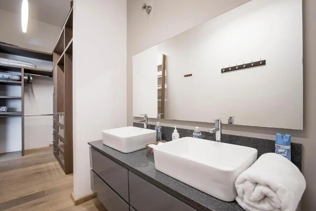 La Condesa Vogue & Trendy Apartment by LiveMexicoCity