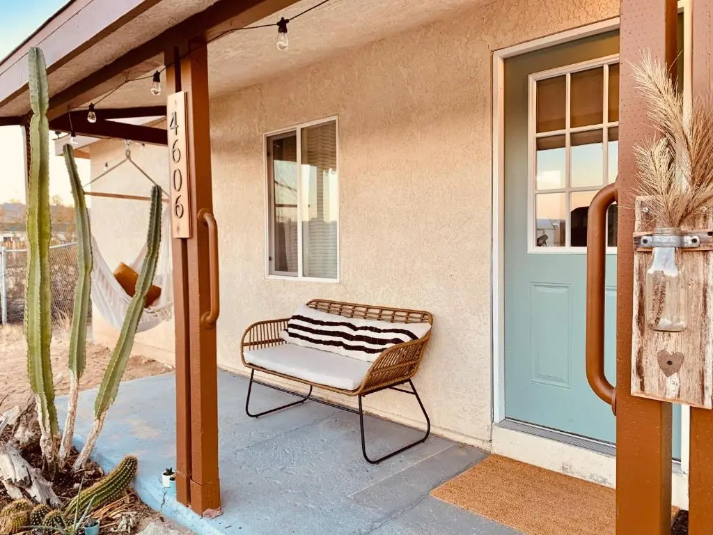 Casa Agave: Comfy Joshua Tree Cottage With Free Breakfast Bar