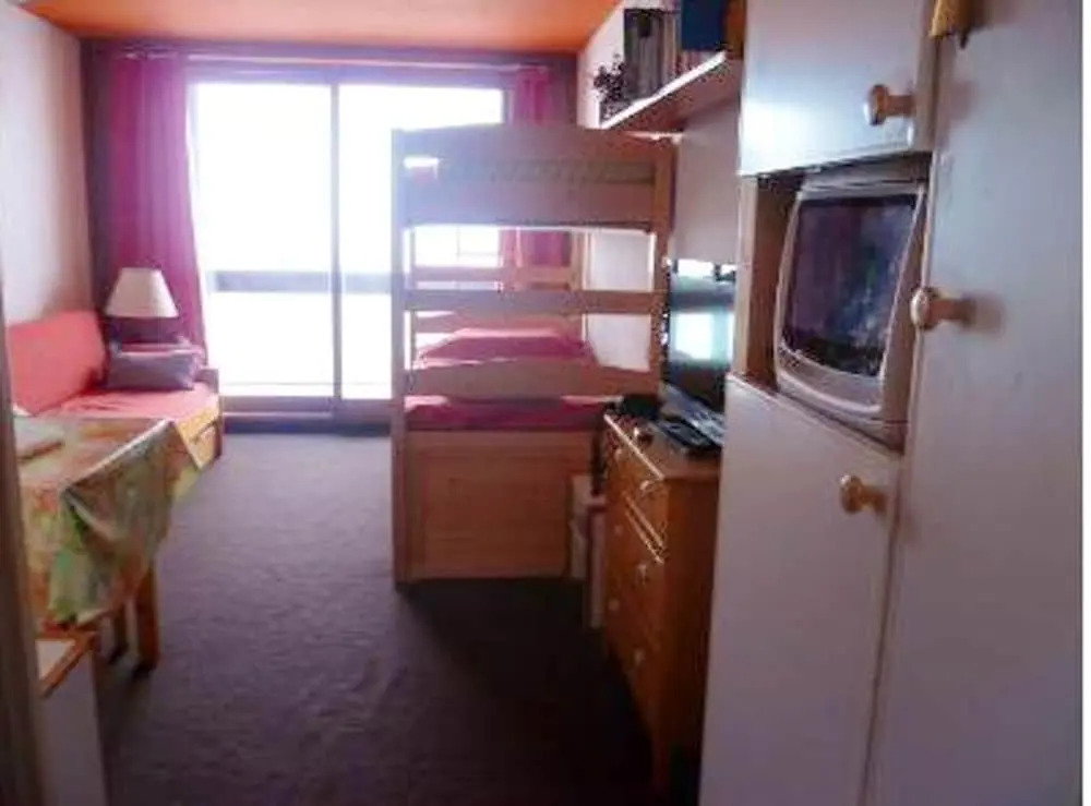 Studio In Villarembert With Wonderful Mountain View And Furnished Balcony 200 M From The Slopes