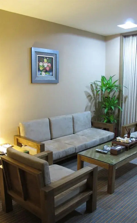 Kinson Hotel