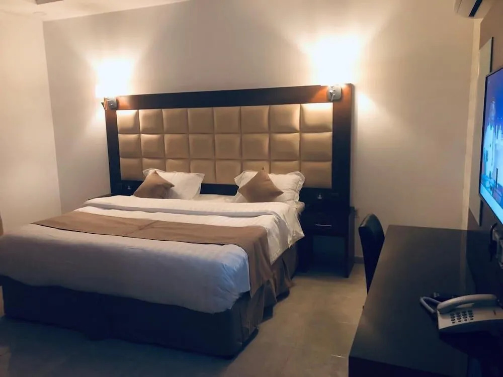 Luminous Diamond Suites