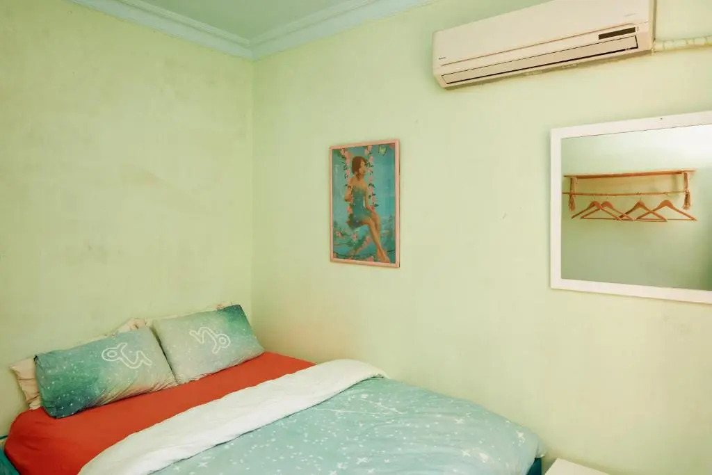 hostel vague