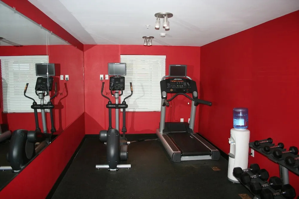 MainStay Suites Jacksonville near Camp Lejeune
