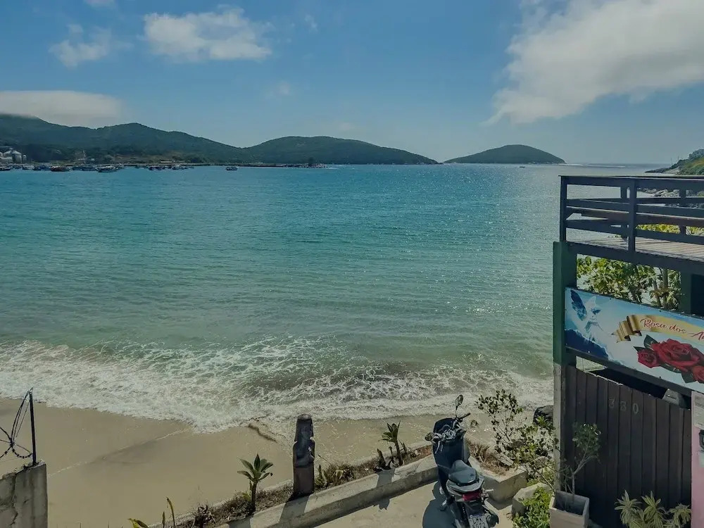 Luxo e Praia Exclusiva para Casal