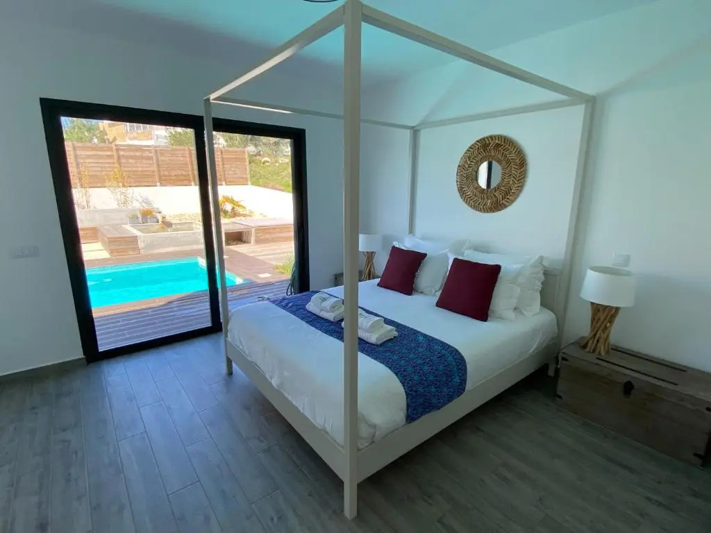 Cairnvillas: Villa Terra C39 - Luxury Villa with Private Swimming Pool near Beach