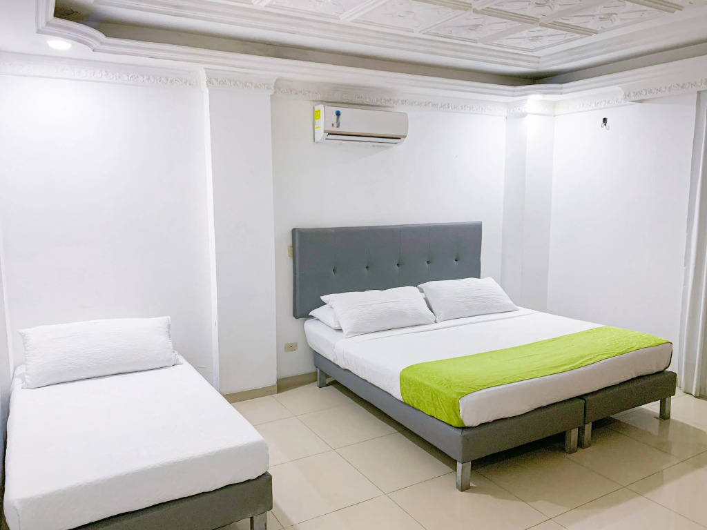 Hotel Abi Inn By GEH Suites