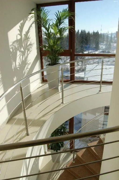 Hotel CROCUS