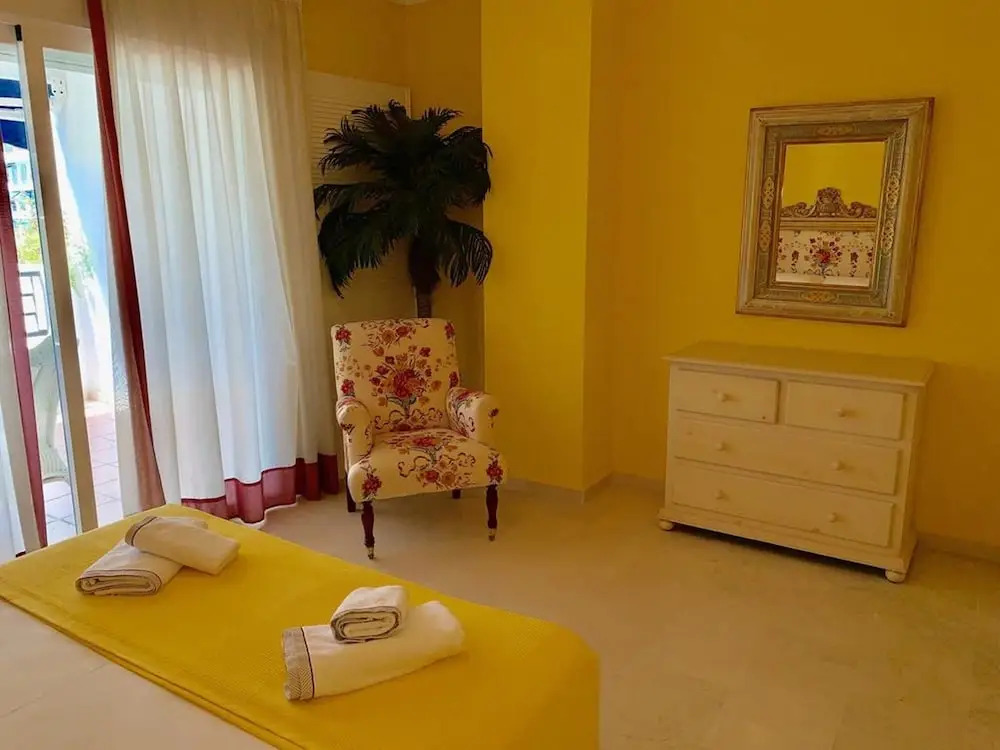 Apartment with 2 Bedrooms in Marbella, with Wonderful Mountain View, Pool Access And Furnished Terrace - 300 M From the Beach