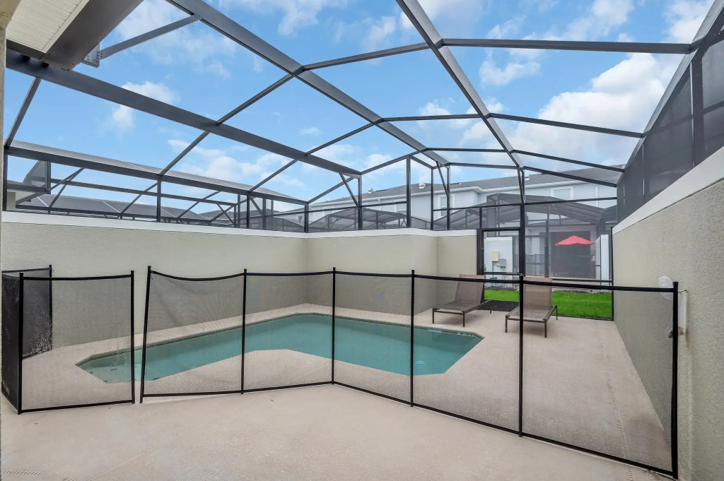 2861SMILE, Kissimmee, US