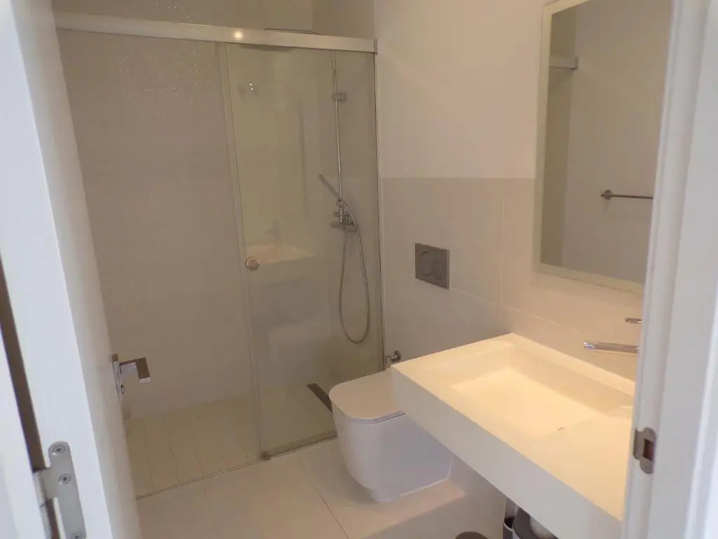 3 Bedroom Luxury Apartment Villamartin