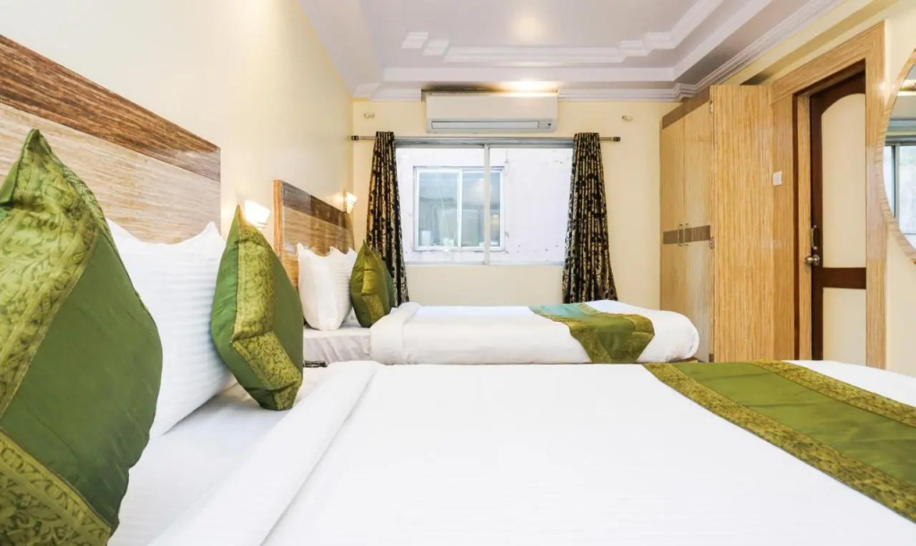 Treebo Hillway Inn Main Market