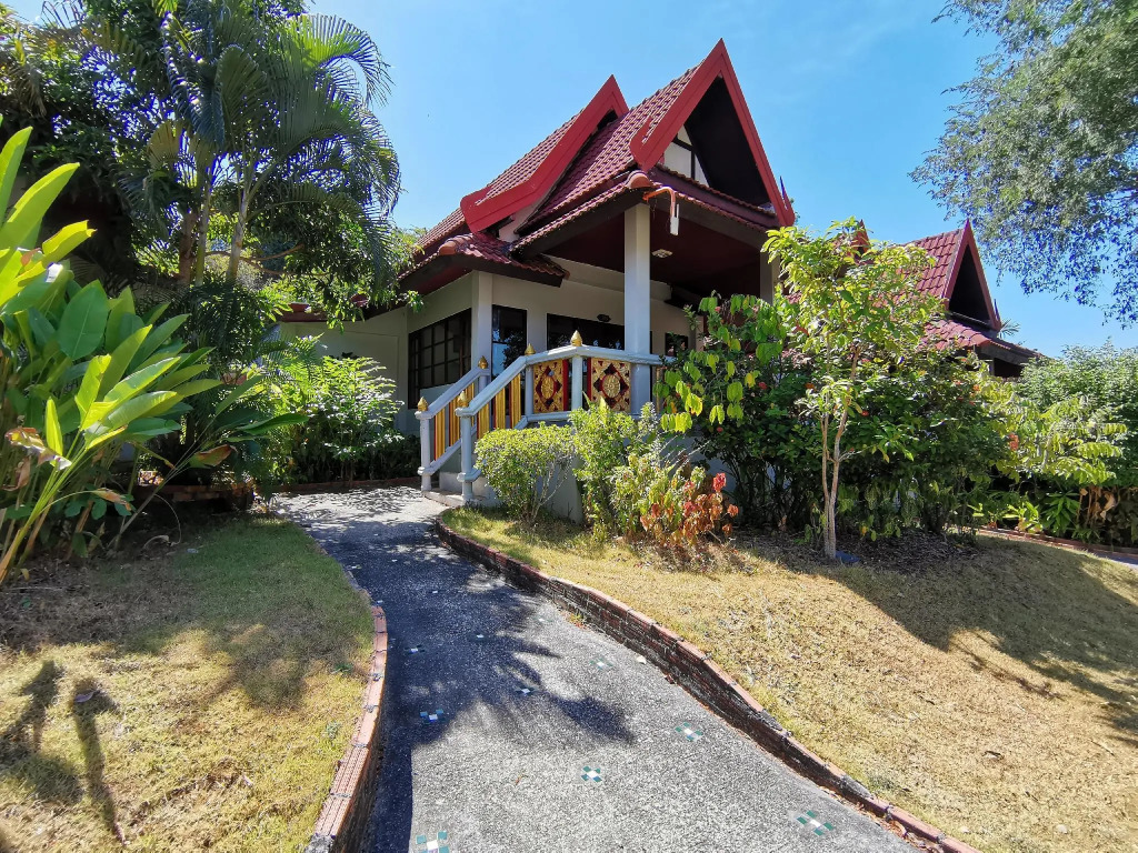 Holiday Villa, Lanta