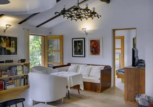 Mala Villa