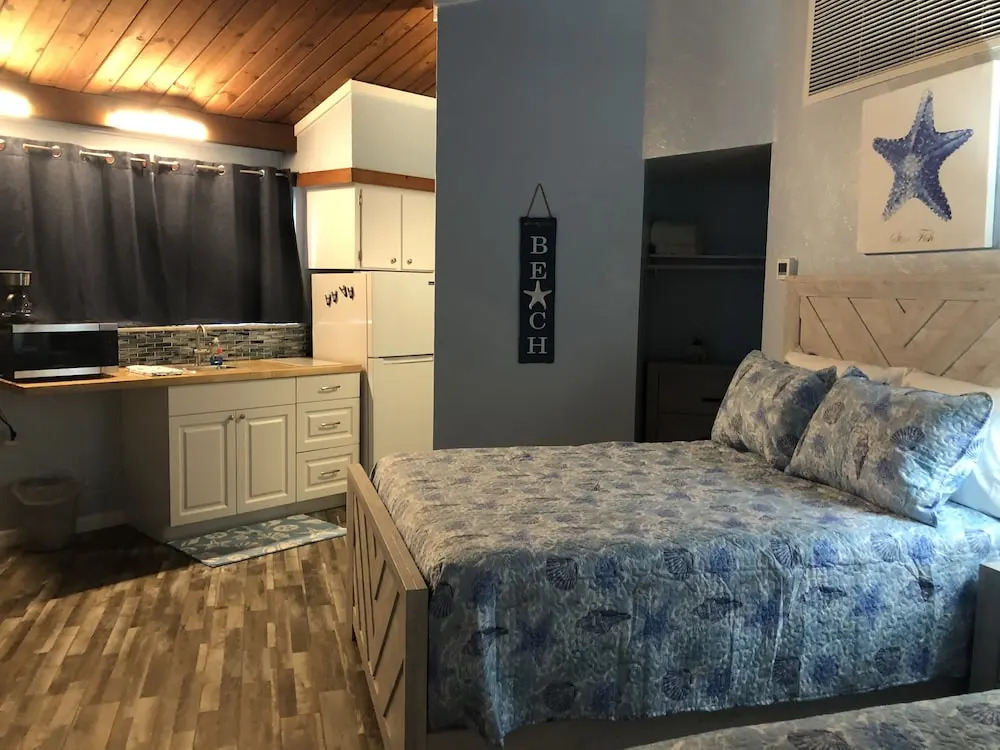 Kon Tiki Inn