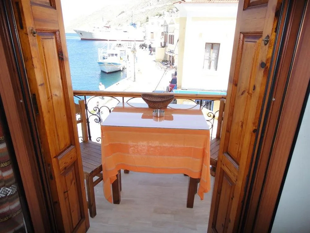 Captains Suites