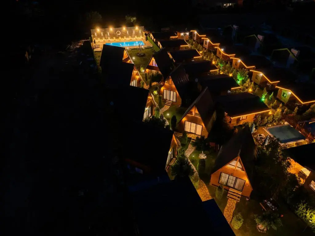 Karaoz Safir Bungalov