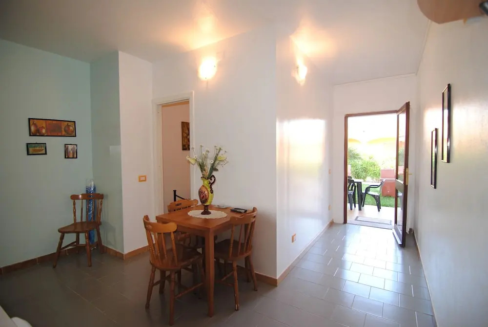 Spiaggia Bianca Pedra Rosa - Your House in Sardinia