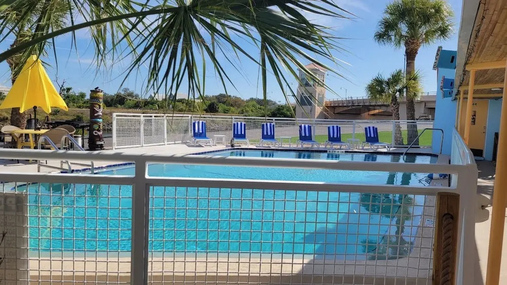 Kon Tiki Inn