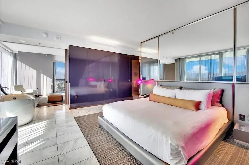 Palms Place Condo Hotel & Casino