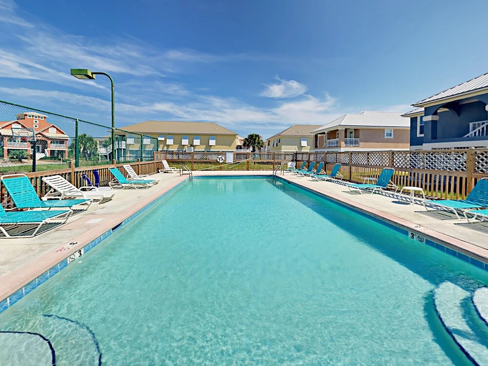Heritage Shores Beach House 4 Bedrooms 4 Bathrooms Home