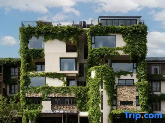 Yizhang Zhenshan Xigu Homestay