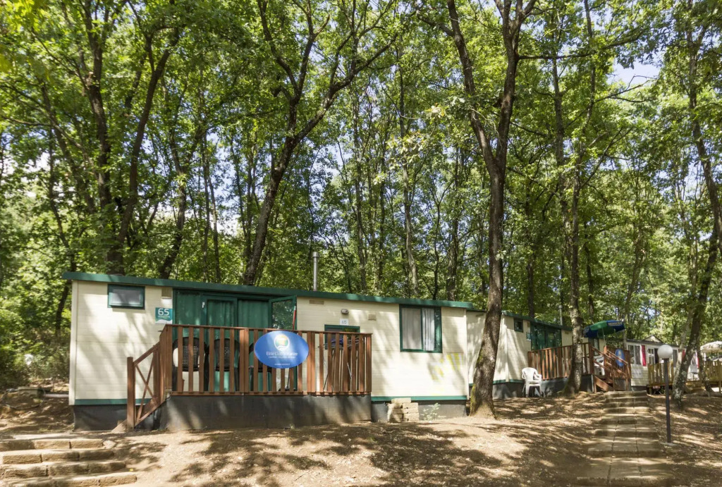 hu I Pini village