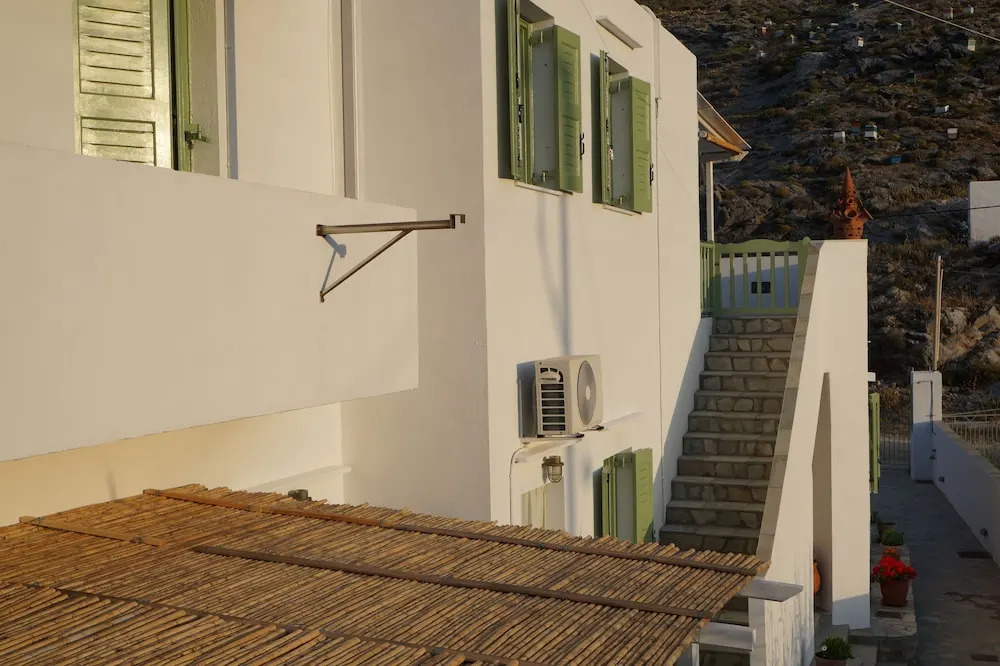 Klados Studios & Apartments