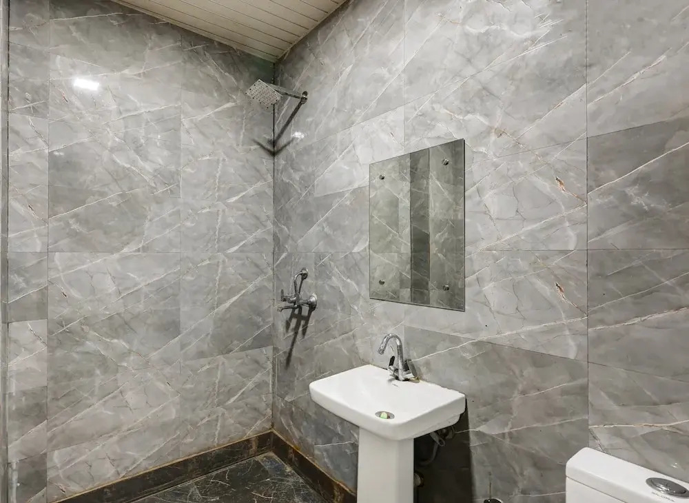 Mauryan Signature hotel Devli Khanpur