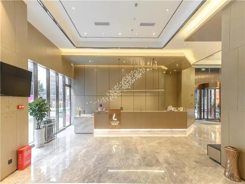 Lavande Hotel Chengdou Qingbai River Phoenix Lake